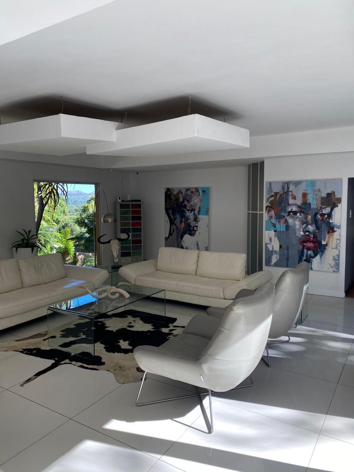 Luxury Upmarket Guesthouse 20 On 4Th Rustenburg Exterior photo